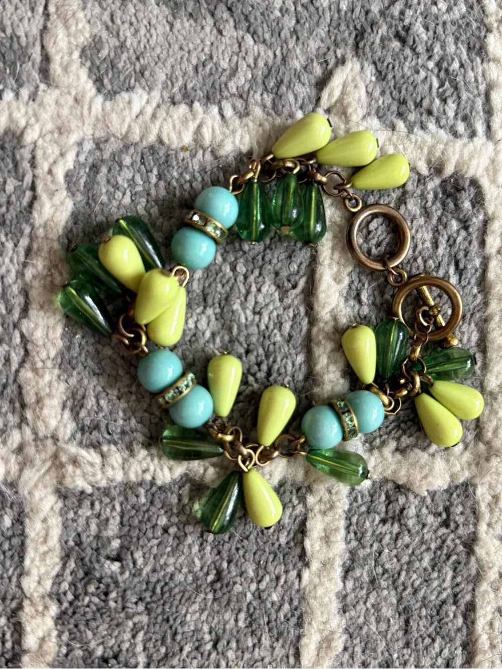 Vintage-Inspired Green & Aqua Bead Charm toggel Bracelet